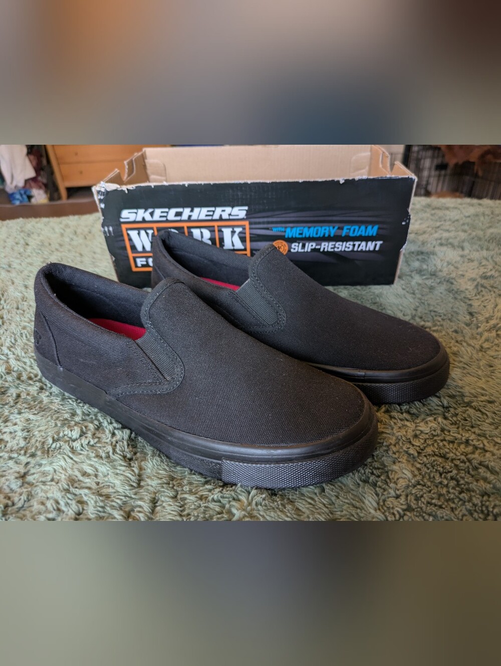 Skechers Black Slip-On Canvas Work Wear Sz 8.5
